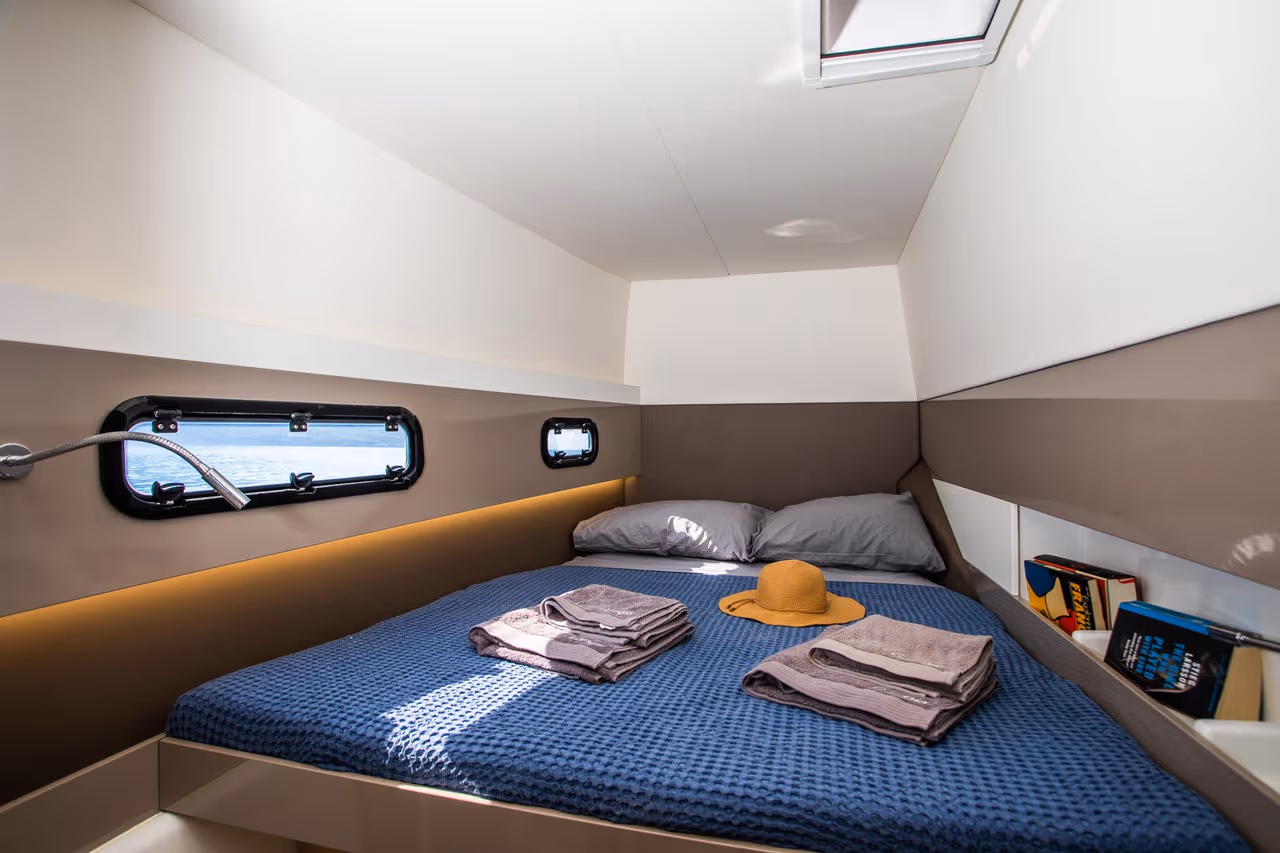 Viaje en catamarán premium, con patrón y cocinero a bordo por Grecia, Ruta por las islas jónicas