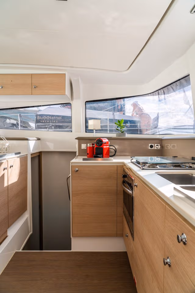 Viaje en catamarán premium, con patrón y cocinero a bordo por Grecia, Ruta por las islas jónicas