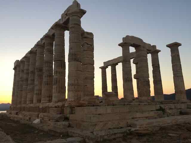 Viajes en velero o catamaran por las islas griegas
